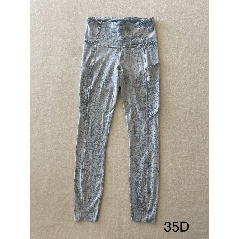 lululemon High-Rise Legging with Pockets Sz 4 Light Blue/White athleisure